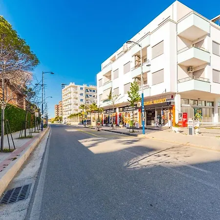 Coastal Chic Retreat By Ps *