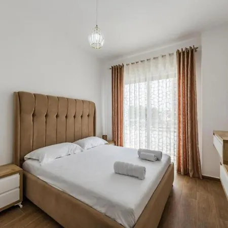 Coastal Chic Retreat By Ps Golem (Tirana)