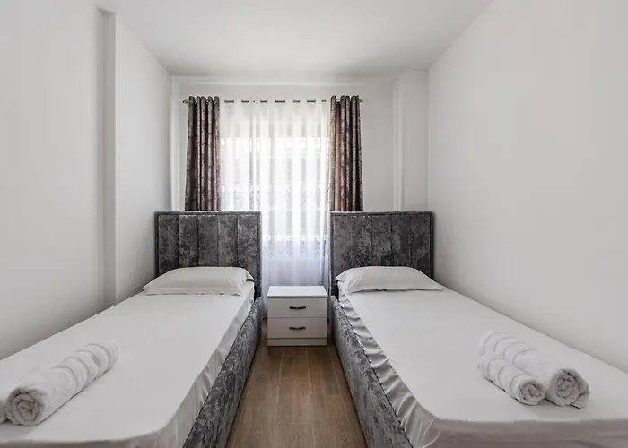 Apartment Coastal Chic Retreat By Ps